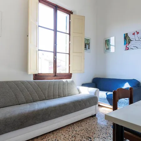 Faenza Huge Apartment