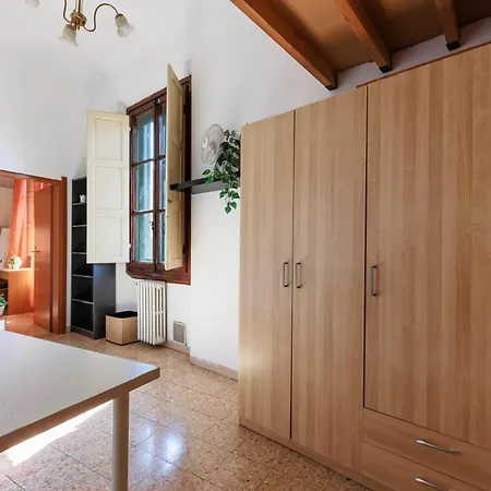 Faenza Huge Apartament *